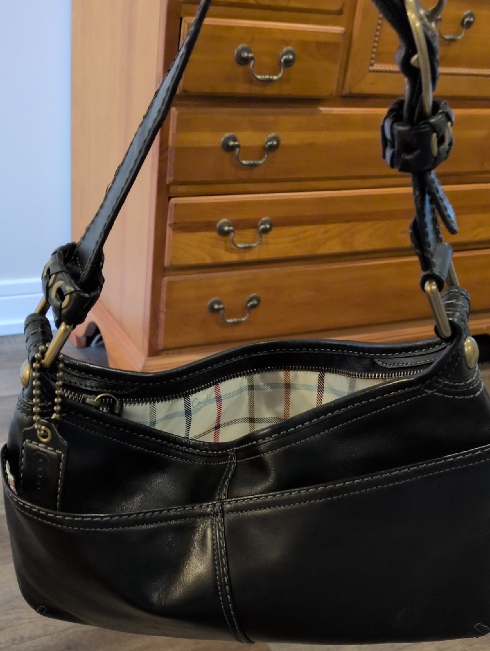 Coach Bleecker Black Leather Shoulder Bag Tattersall Plaid & Braided Strap Stop